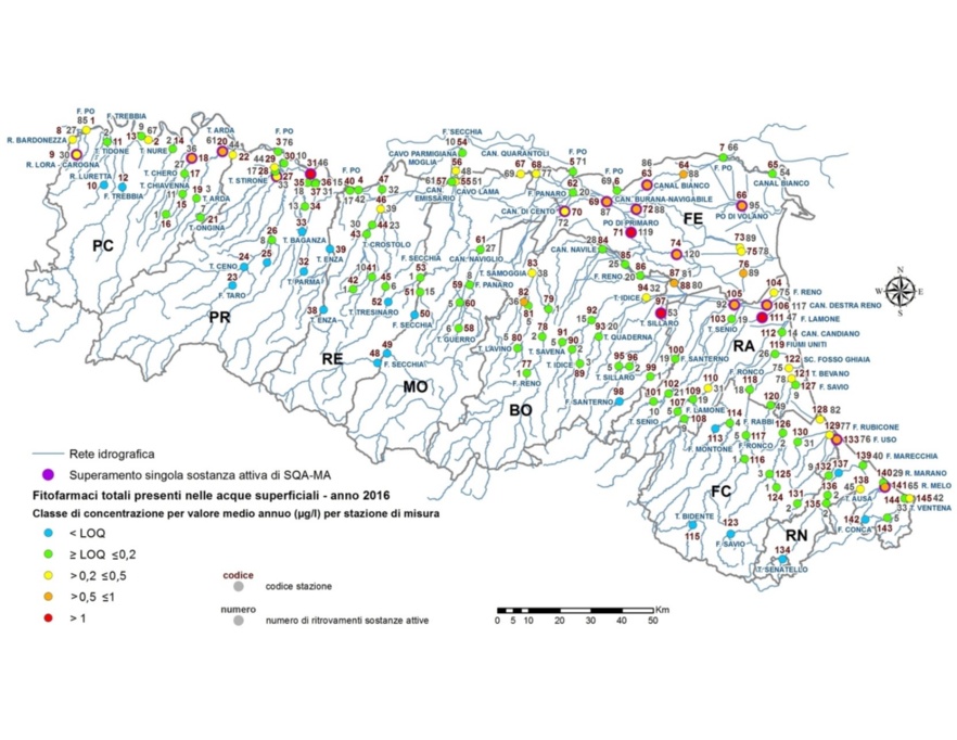 Distribuzione territoriale della concentrazione media annua di fitofarmaci (sommatoria) nelle stazioni della rete delle acque superficiali fluviali (2016)